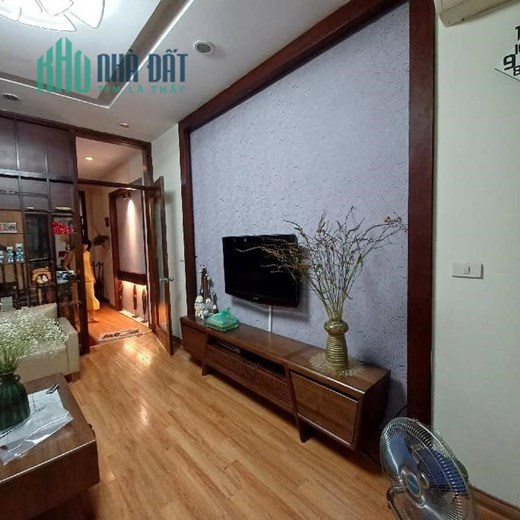 Hiếm Nguyễn Khang 40m2 X 6T, nhà đẹp long lanh, ngõ nông thông thoáng gần ô tô 4,55 tỷ.