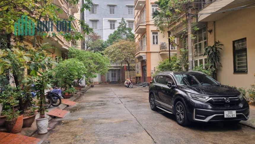 70m 5 Tầng Mặt Tiền 4.5m Trung Tâm Quận Cầu Giấy. Phân Lô Bộ Công An Dân Trí Cao An Ninh Tuyệt Đối.