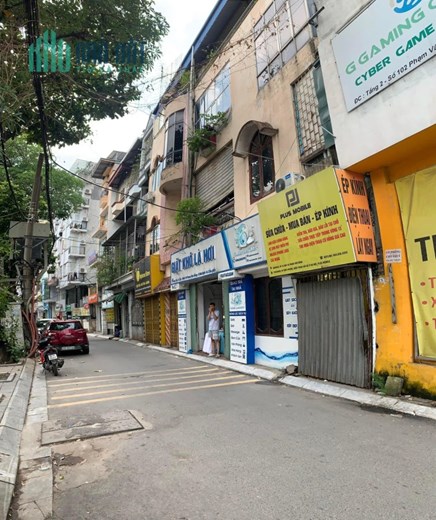 93m Mặt Tiền 16m Phố Phạm Văn Đồng Cầu Giấy. Vị Trí Siêu Đẹp. Giao Thông Thuận Lợi Đi Lại Các Quận.