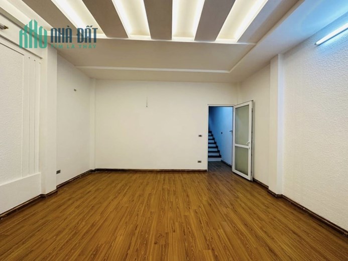 50m 5 Tầng Mặt Tiền 5m Giá 6 Tỷ Cầu Giấy. Nhà 2 Mặt Thoáng. 3 Bước Ra Mặt Phố. Nhà Chủ Tự Xây Chắc