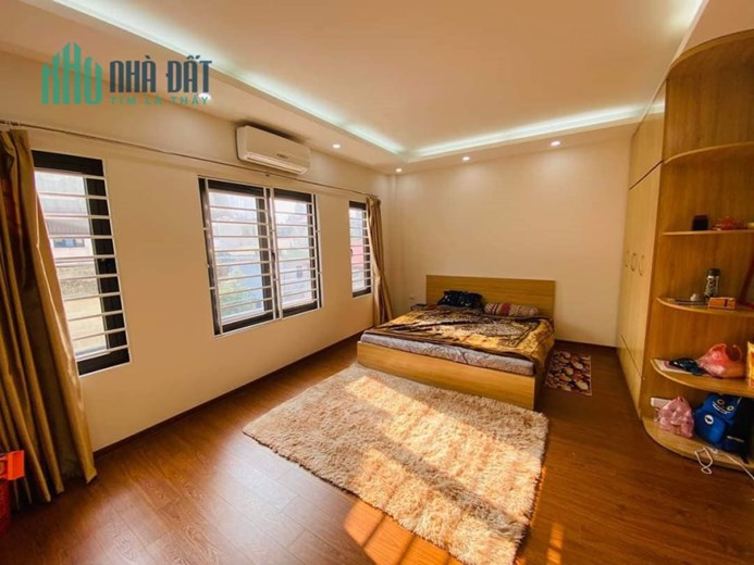 RẺ! Chùa Láng, gần hồ, nhà thoáng, ngõ nông, 37m, 4T, chỉ 4.2 tỷ
