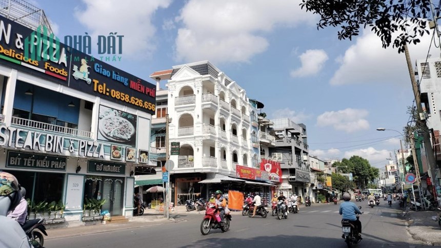 BÁN NHÀ BIỆT THỰ PHỐ LÃNH BINH THĂNG QUẬN 11, NGANG 5.6m, DTSD 301 M2, NHĨNH 11 TỶ.