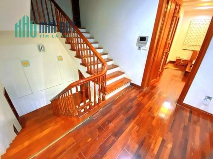 Liền kề lô Góc KĐT Văn Khê gần trường quốc tế 140m2 chỉ 13.26 tỷ. LH 0989.62.6116