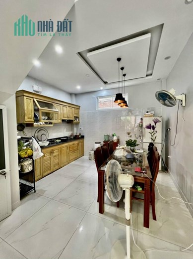 Bán nhà 47m2 x 3,5 tầng, ngõ 6m ô tô đỗ cửa tại Thành Tô, Hải An