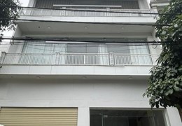 Chính Chủ cần cho thuê nhanh căn nhà 3 tầng Lâu Dài (từ 3-7 năm) Thuộc Số 180 Bà triệu – TP Lạng Sơn