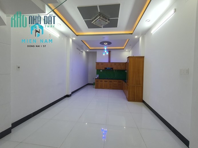 Cho thuê nhà 1T2L khu D2D SẦM UẤT NHẤT tp.Biên Hòa giá chỉ 18 triệu.