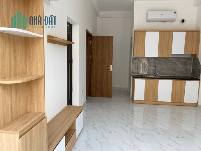 BÁN NHÀ ĐỐNG ĐA TÔN ĐỨC THẮNG 95M, 5T, MT 7M, THANG MÁY, OTÔ TRÁNH, KD, 20 TỶ, 0937651883.