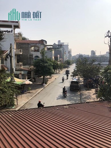 Chính Chủ Cần BÁN CĂN NHÀ MẶT HỒ HẠ ĐÌNH, LÔ GÓC 3 MẶT THOÁNG