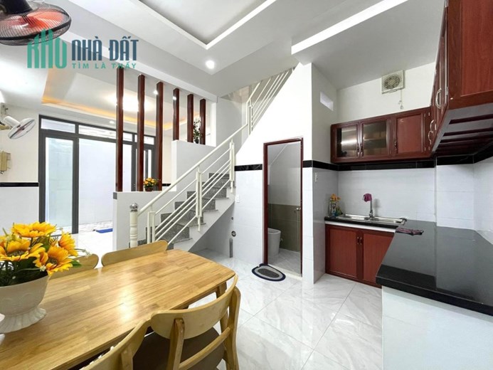 BÁN GẤP BIỆT THỰ MINI 3 TẦNG ĐƯỜNG SỐ, TÂN QUY, RỘNG 8,3M CHỈ 6 TỶ NHỎ