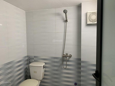 Chính chủ cho thuê nhà mặt phố Tam Trinh, Yên Sở  kinh doanh tốt