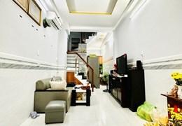 Bán Gấp Nhà Mới Sát Trường Quốc Tế Việt Úc, Nguyễn Ngọc Lộc Quận 10