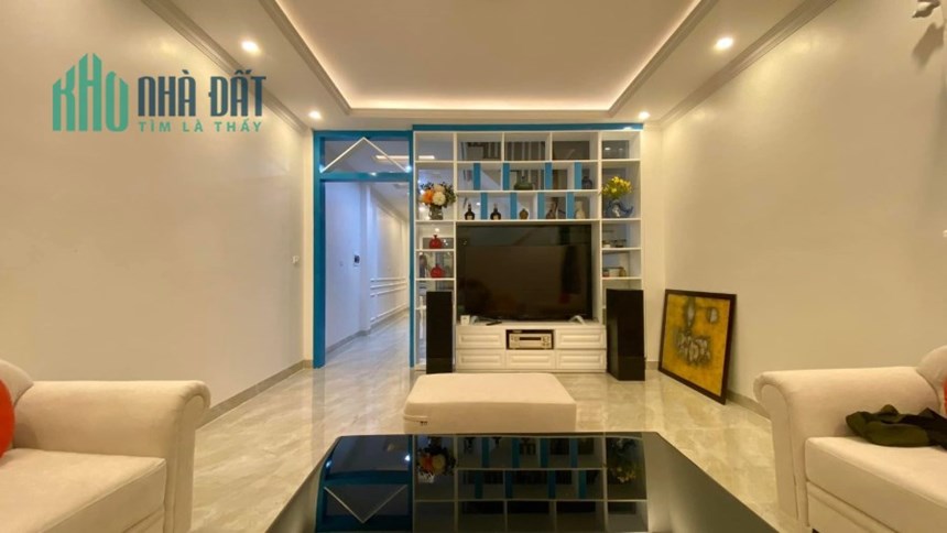 bán nhà phố Nguyên Hồng, Đống Đa, ô tô KD 52m, 4 tầng, mt 4.4m. Giá 12.9 tỷ