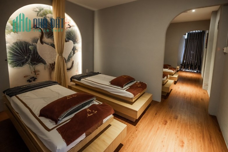 HOT HOT ! SANG RẺ SPA CHUẪN CAO CẤP – VIP [ MẶT TIỀN] TẠI QUẬN 1 ,
CHỈ 980 tr BAO CỌC ( ĐẦU TƯ HƠN