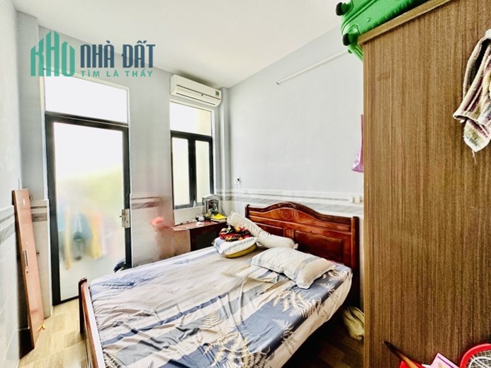 Bán Gấp Nhà Mới Sát Trường Quốc Tế Việt Úc, Nguyễn Ngọc Lộc Quận 10