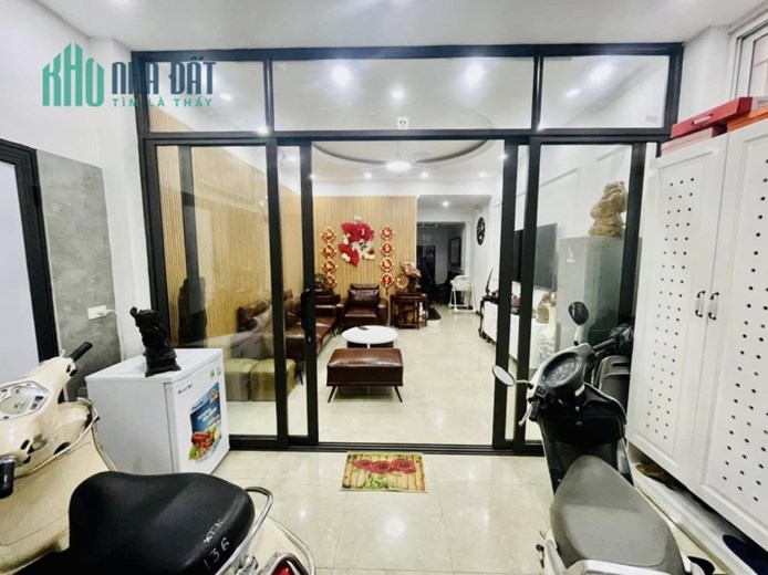 Bán nhà 5 tầng Khương đình 60m giá nhỉnh 6 tỉ LH 0945132886