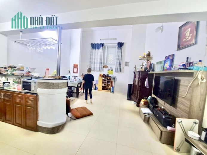 Nhà Ngon Hẻm 5m, Cách Mạng Tháng 8, Bành Văn Trân Ngang 5,2m 3 Tầng