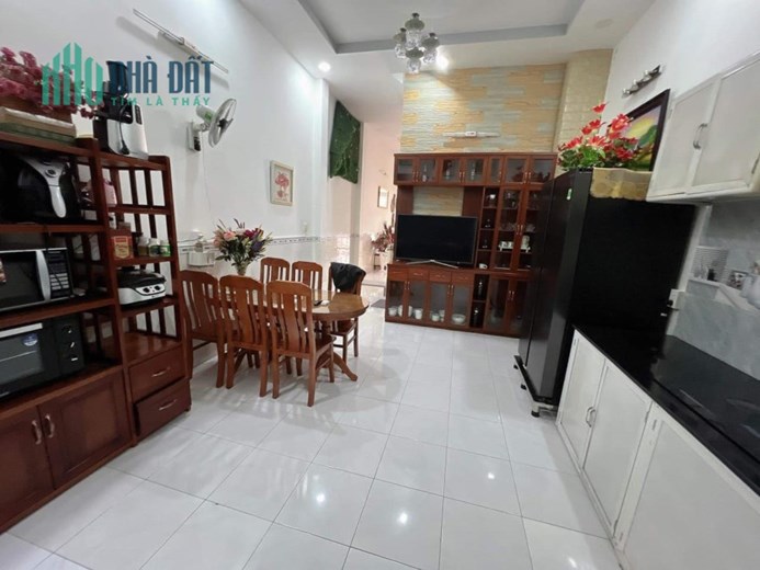 Nhà 2 tầng sổ hồng 60m2 ngay cầu Phú Mỹ Q7