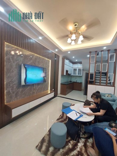 BÁN NHÀ XUÂN ĐỈNH OTO -KINH DOANH- VĂN PHÒNG- 56M 5TẦNG 6.2 TỶ