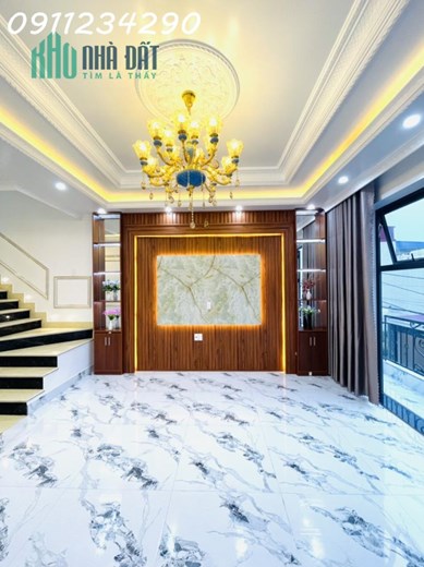 Mặt Đường Kinh doanh buôn bán miễn chê . Nhà mới hơn 5 tỷ