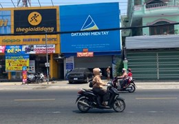 MT QL 61 - 7m*30m, cho thuê dài hạn thuận tiện mở phòng giao dịch Ngân Hàng, CH kinh doanh