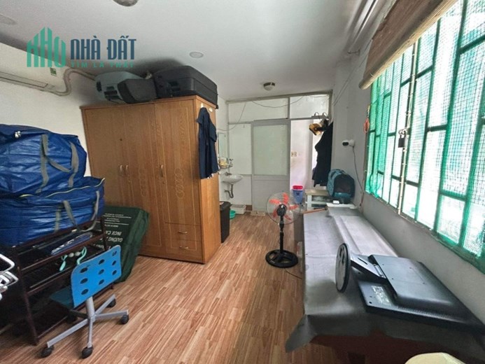 HÀNG HIẾM - VÒNG XOAY LÊ ĐẠI HÀNH Q11 - 58M2 - XE HƠI ĐẬU TRONG NHÀ CHỈ 6.7 TỶ