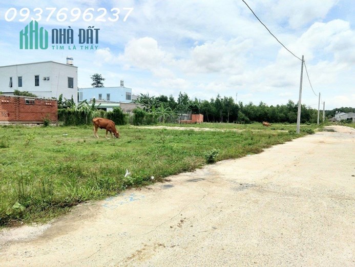 Bán 135m2 đất thổ cư Phường Tân Phước,Phú Mỹ giá nhỉnh 1,4 tỷ, xây dựng tự do