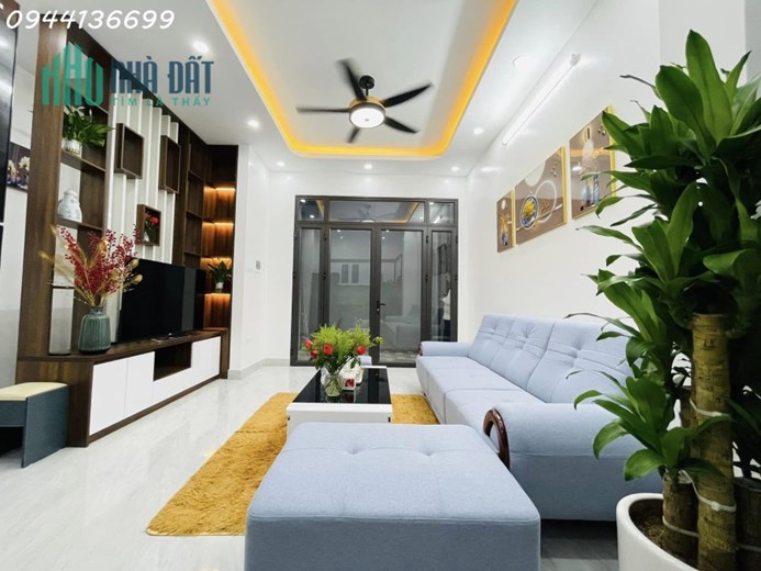 NHÀ LÊ TRỌNG TẤN - PH N LÔ QU N ĐỘI - Ô TÔ ĐỖ CỔNG - THOÁNG TRƯỚC SAU - TẶNG NỘI THẤT SANG XỊN