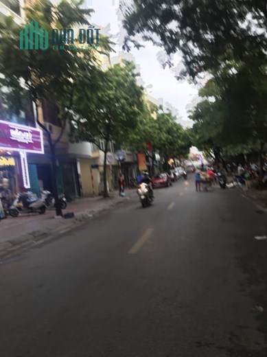 bán nhà  ngõ 311 dường nguyễn văn cừ  long biên Hà Nội DT.50m2 giá bán 4 tỷ