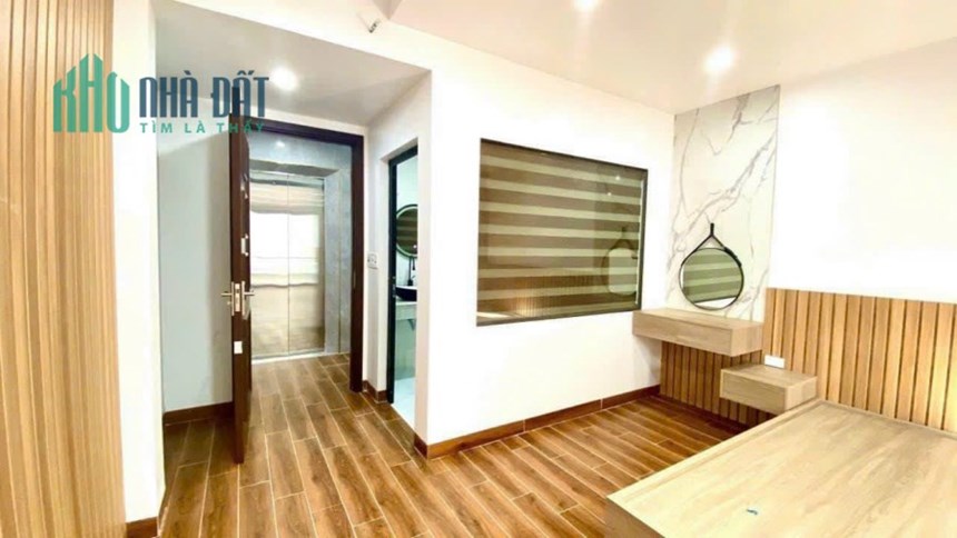 Bán nhà 5 Tầng có Thang Máy TDC Đằng Lâm
