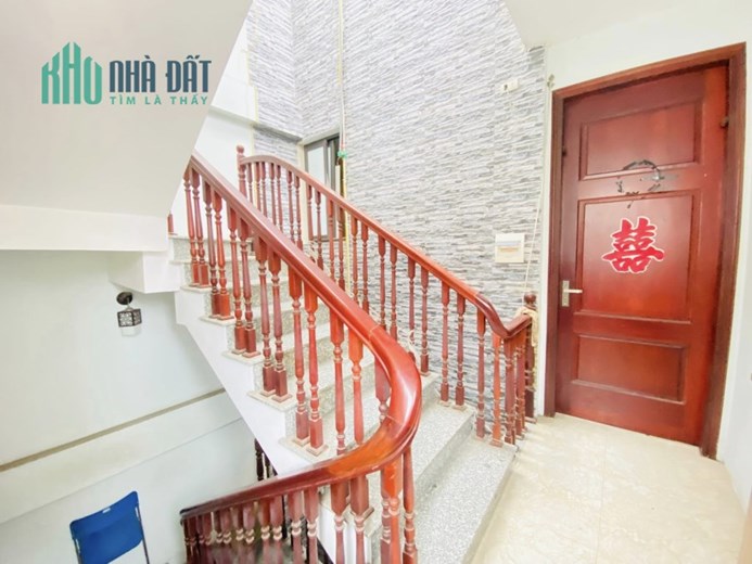 BÁN NHÀ MẶT PHỐ BẠCH ĐẰNG HOÀN KIẾM-50M 9TỶ-THÔNG SÀN-GIÁ TỐT-KINH DOANH ĐỈNH