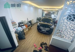 Nhà đẹp phố Nguyễn Thái Học - 50m2/5T/Mt 5m, ô tô tránh, kinh doanh sầm uất, nhỉnh 7 tỷ