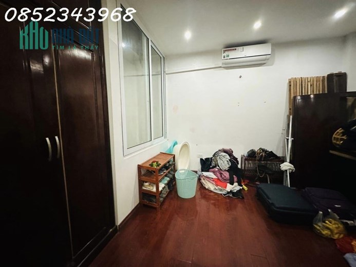 Bán nhà phố Trung Kính, Cầu Giấy, 45m2, 5 tầng, tặng nội thất, 30m ra mặt phố, giá 7.2 tỷ