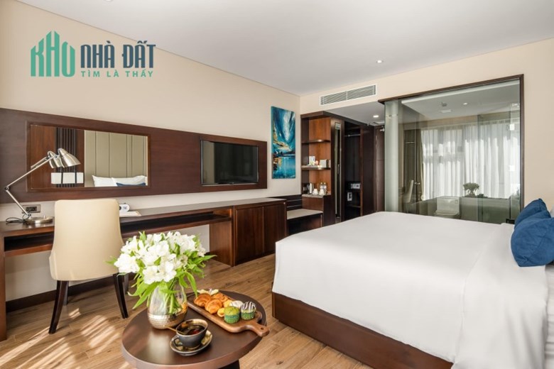SIÊU HIẾM BÁN KHÁCH SẠN MẶT PHỐ YÊN HOA 150M2, 8T, VIEW HỒ, MẶT TIỀN 12M, KD ĐẮC ĐỊA.