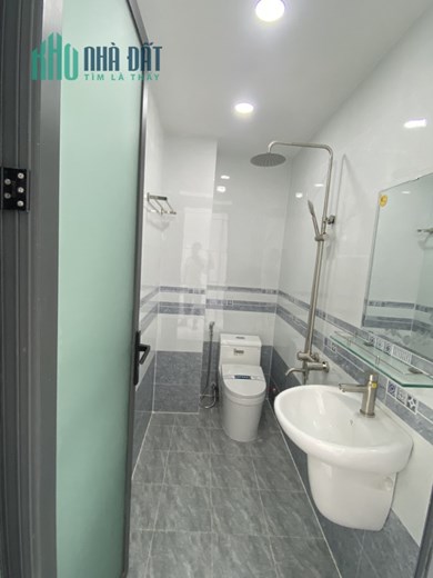 Nhà mới xây 4 tầng 4PN hxh Lê đình cẩn giá 4,6 tỷ