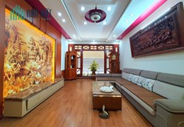 Bán nhà mặt ngõ to Thiên Lôi, diện tích 79m 4 tầng, GIÁ 5.5 tỉ dân xây độc lập