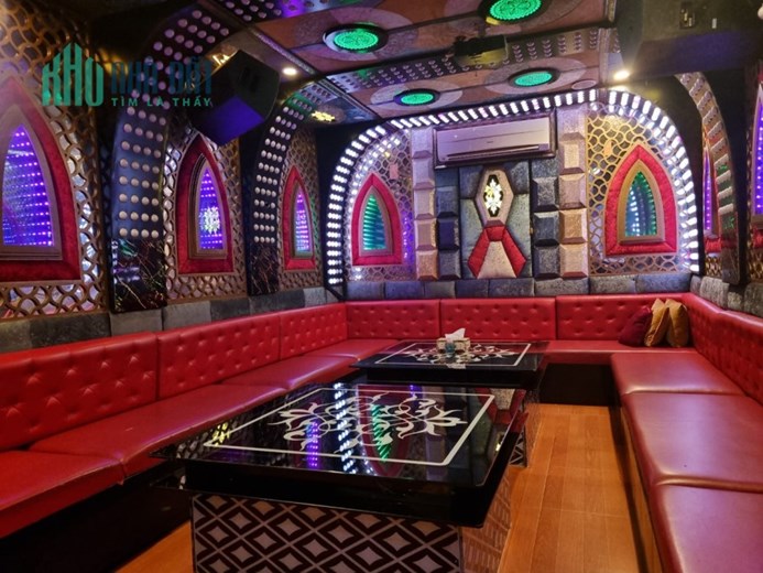 Cần sang nhượng Karaoke Quận 1. Thu nhập ổn định