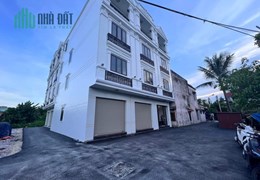 Bán nhà ngõ 6m, 727 Ngô Gia Tự, diện tích 50m 4 tầng mới tinh, GIÁ 4.2 tỉ ô.tô đỗ cửa
