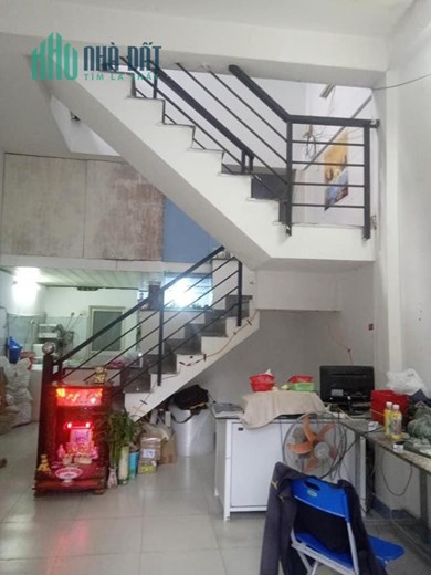 Nhà gần hẻm xe hơi Nguyễn Sỹ Sách đang cho thuê, giá bán 4 tỷ