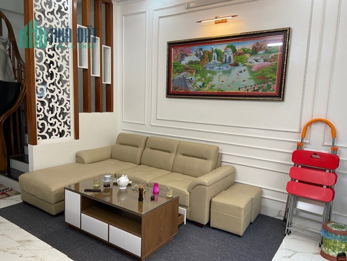 Thu hồi vốn , Bán nhà Bạch Mai , 60m2x 4T , chỉ 5tỷ1 , ngõ nông , gần chợ Mơ
