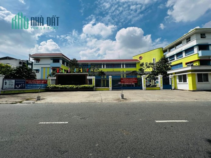 Cần bán nhà mặt tiền 5m x 20m khu Tên Lửa Bình Tân , giá rẻ 