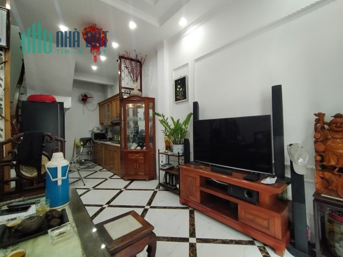Tài chính  hơn 3 tỷ bạn có thể sở hữu  ngôi nhà 5 tầng mới hiện đại Ngọc Trì ,Long Biên