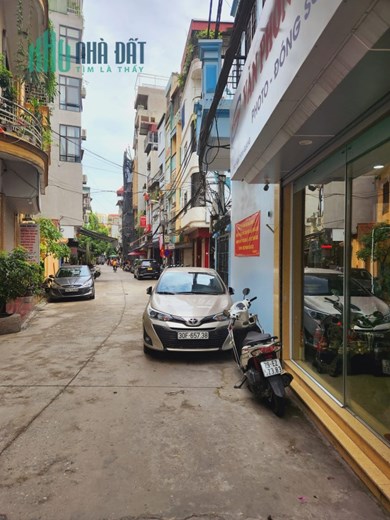 Bán nhà Ngã Tư Sở – gần 100m2 - Ô Tô Vào – Nội Thất Sang Trọng