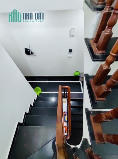 Chính chủ bán nhà Vĩnh Hưng GẤP, SÁT PHỐ, THOÁNG SÁNG, 45m2 x 5T giá 3.7tỷ.
