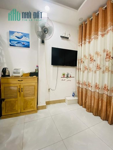 🔥 CHỈ NHỈNH 2 TỶ - NHÀ 3 TẦNG XINH XẮN CÔNG NĂNG ĐỦ - NGAY TT PHÚ NHUẬN - HẺM THÔNG SẠCH
