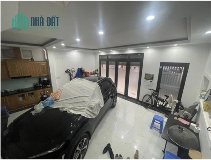 3 Bán nhà Võng Thị gần 50m2 – Ô Tô Vào - Kinh Doanh