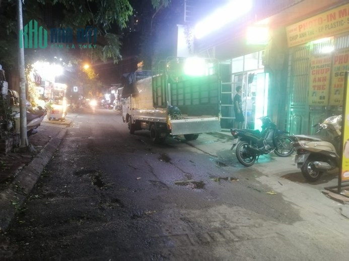 Bán nhà mặt phố Pháo Đài Láng, 2 mặt tiền trước sau, kinh doanh, 5 tầng, 60m2, MT 4m, 15 tỷ