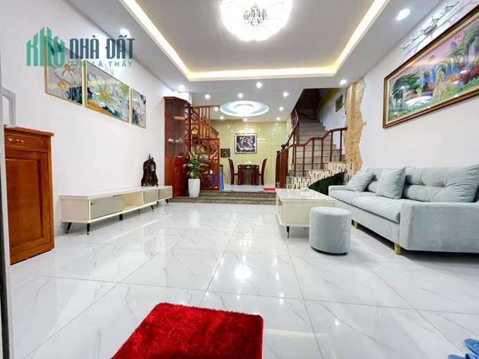 Nhà mới cực đẹp phố Trần Khát Chân- 40m2- nhỉnh 4 tỷ- Thiết kế hiện đại- An sinh đỉnh