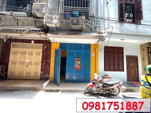✔️Chính chủ cho thuê MBKD trong chợ Nhà Xanh, Cầu Giấy; 20tr/th; 0981751887