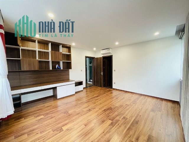 Bán nhà mặt phố Láng Hạ, Đống Đa 96m2x6 tầng, vỉa hè kinh doanh, ô tô đỗ cửa hơn 20 tỷ.