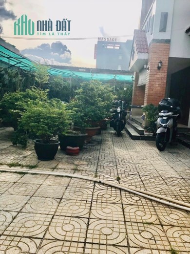 Bán nhà vườn Mặt tiền Lê Trọng Tấn, 2350m2, Full Thổ,  20/52x60m, giá chào 180 tỷ.